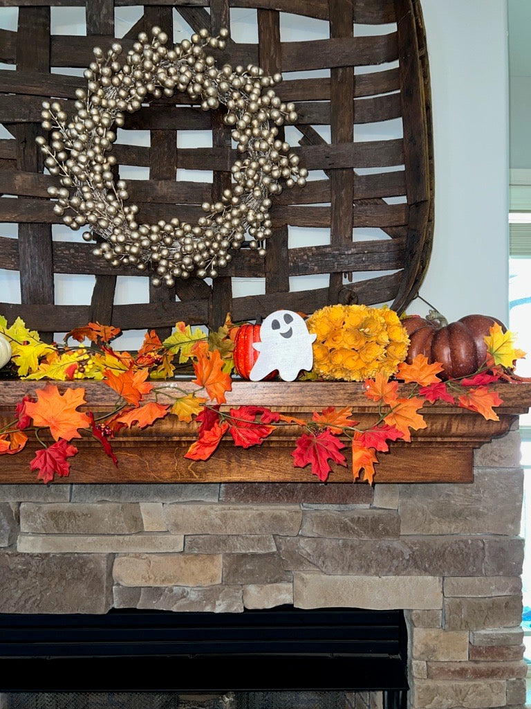 Happy Ghost Table Topper
