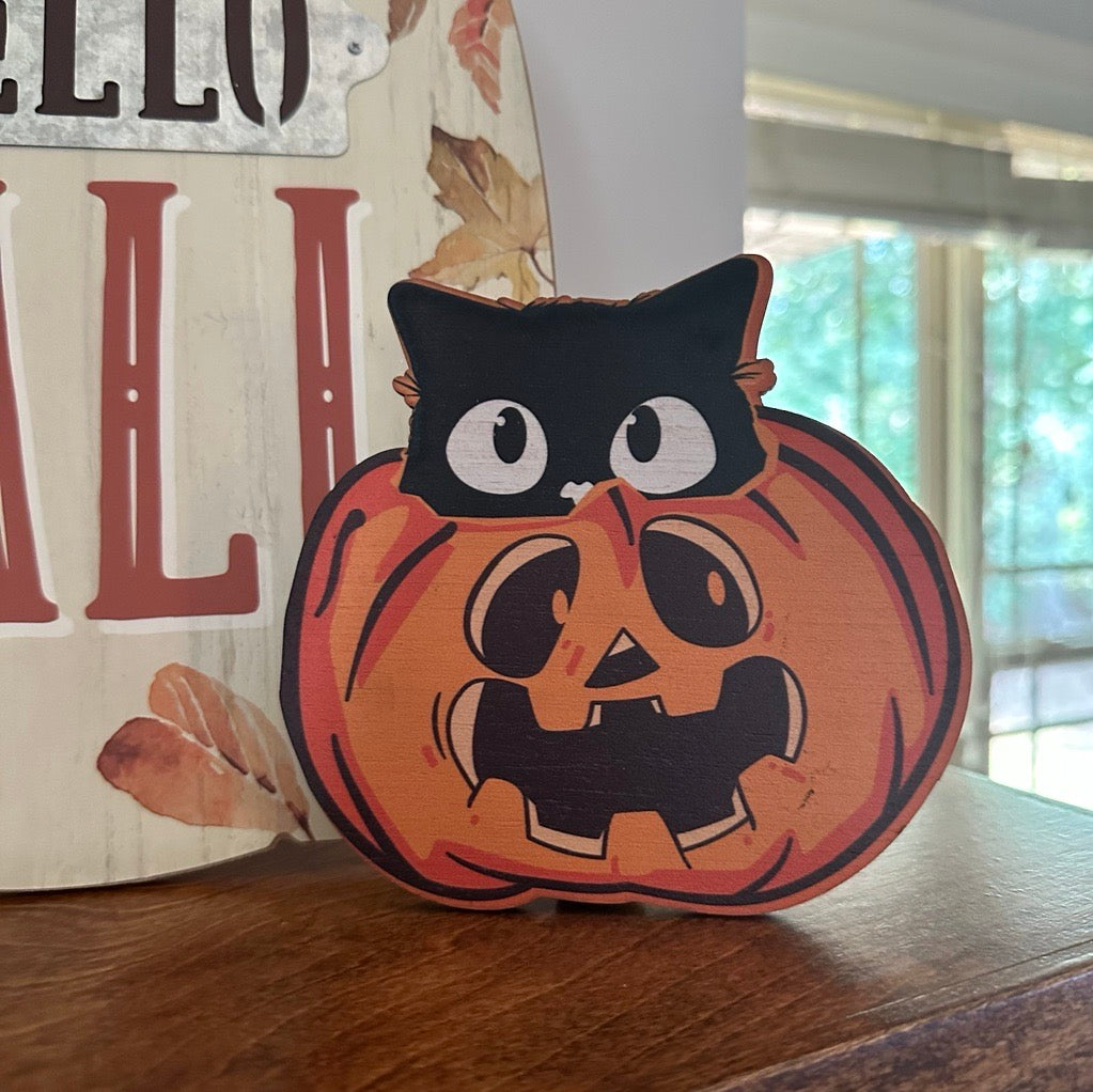 Cat in Pumpkin Table Topper